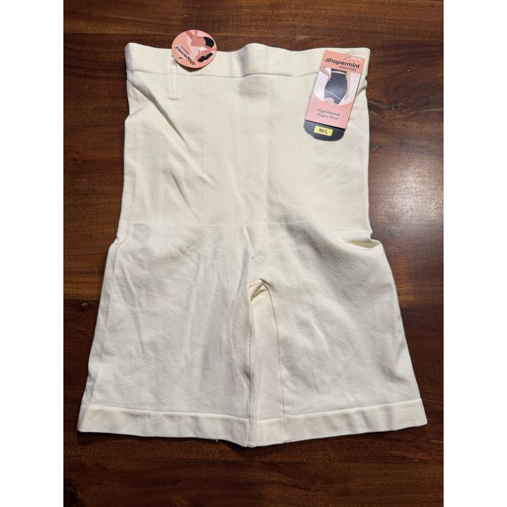 Shapermint Women's Beige High Waisted Shorts Shapewear Size M/L - NEW
